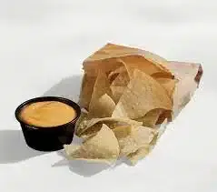 Chips & Pico de Gallo 1 taco-bell-Chips-and-Nacho-Cheese (1)